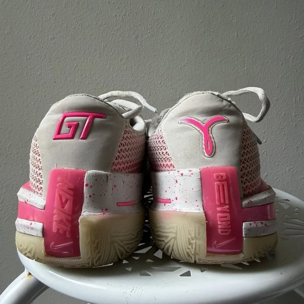 Think Pink Nike Air Zoom GT Cut Men's Size 7 CZ0175-008